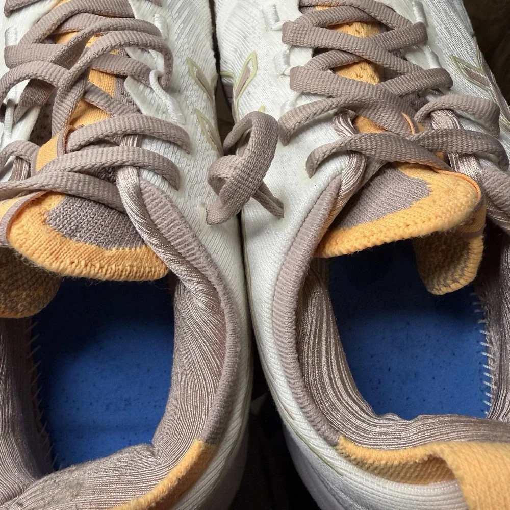 ASICS Gel-Nimbus 27 White Fawn 1012B753-103 Women's Size 6.5 Running Shoes